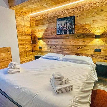 Appartamento Livia - Affitti Brevi Italia บาร์โดเนกเกีย ภายนอก รูปภาพ
